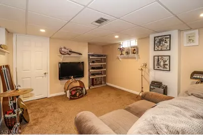 94 Hayes Ave, Clark Township, NJ 07066 - Photo 13