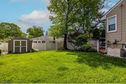 94 Hayes Ave, Clark Township, NJ 07066 - Photo 33