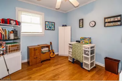 94 Hayes Ave, Clark Township, NJ 07066 - Photo 11