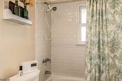 94 Hayes Ave, Clark Township, NJ 07066 - Photo 31