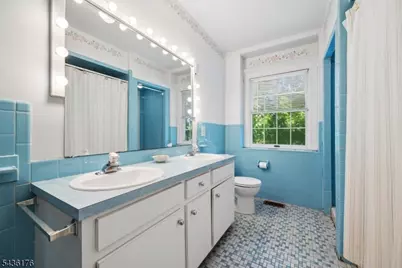 261 Beechwood Ave, Middlesex, NJ 08846 - Photo 31