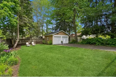85 Carteret St, Glen Ridge, NJ 07028 - Photo 35