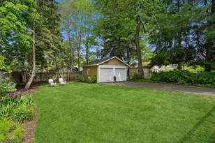 85 Carteret St, Glen Ridge, NJ 07028 - Photo 35