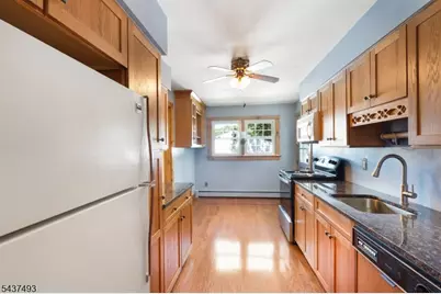 604 E Vail Rd, Roxbury Township, NJ 07850 - Photo 7