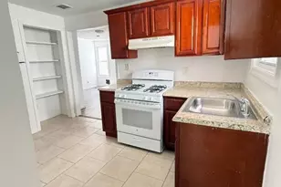 792 S 15th St, Newark, NJ 07108 - Photo 3