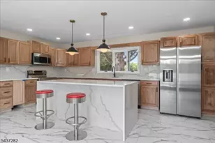 129 Owens Station Rd, Vernon, NJ 07418 - Photo 15