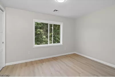 129 Owens Station Rd, Vernon, NJ 07418 - Photo 21