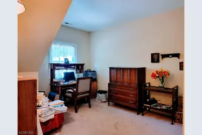 40 Schmidt Cir, Watchung, NJ 07069 - Photo 5