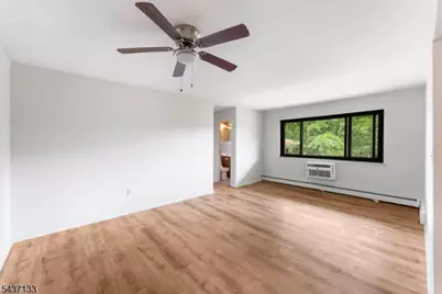 401 US Highway 22 #H, North Plainfield, NJ 07060 - Photo 3