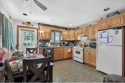 133 Mary Ave, Woodbridge Township, NJ 08863 - Photo 3
