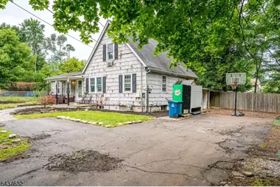 44 Lynwood Ave, Franklin Township, NJ 08823 - Photo 3