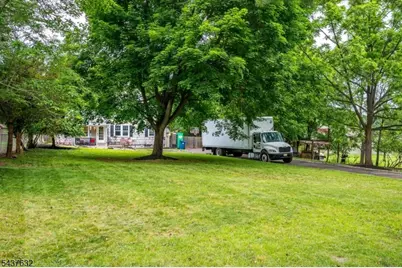 44 Lynwood Ave, Franklin Township, NJ 08823 - Photo 33