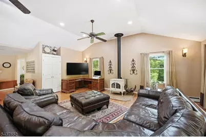 278 Decker Pond Rd, Green Township, NJ 07821 - Photo 21