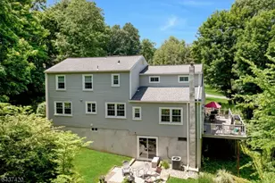 4 Ashley Ct, Morris Township, NJ 07960 - Photo 3