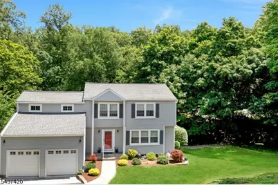 4 Ashley Ct, Morris Township, NJ 07960 - Photo 1