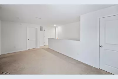 215 Park Ln, Dunellen, NJ 08812 - Photo 15