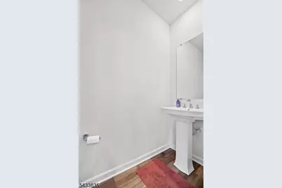 215 Park Ln, Dunellen, NJ 08812 - Photo 13