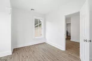 30 W Somerset St, Raritan, NJ 08869 - Photo 15
