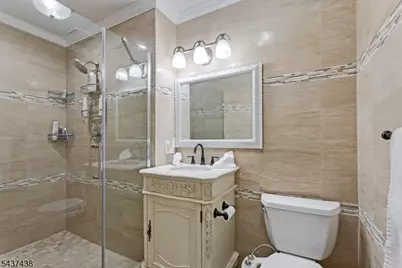 22 Averell Dr, Parsippany, NJ 07950 - Photo 23