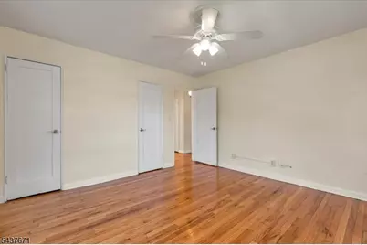 11B W Roselle Ave #B, Roselle Park, NJ 07204 - Photo 23