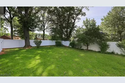 196 Vinton Cir, Fanwood, NJ 07023 - Photo 41
