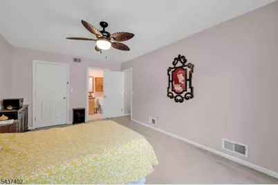 286 Summerhill Dr, Parsippany, NJ 07950 - Photo 15