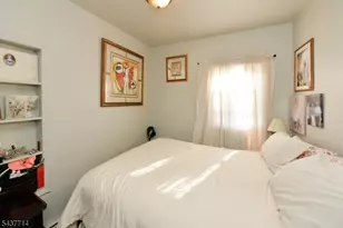 18 Parker Ave, Hawthorne, NJ 07506 - Photo 13