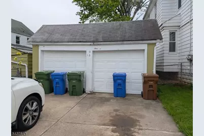 134 E Curtis St, Linden, NJ 07036 - Photo 25