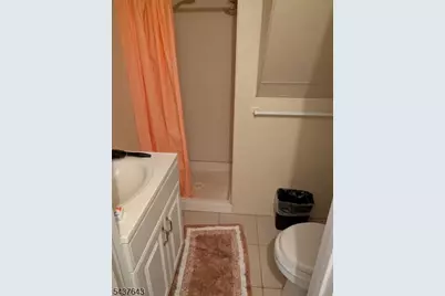 134 E Curtis St, Linden, NJ 07036 - Photo 3