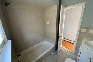 114 W 17th St, Linden, NJ 07036 - Photo 13