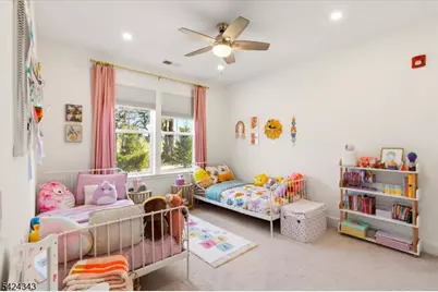 11 Veterans Way #111, Morris Plains, NJ 07950 - Photo 11