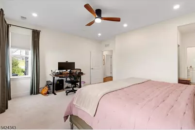 11 Veterans Way #111, Morris Plains, NJ 07950 - Photo 17