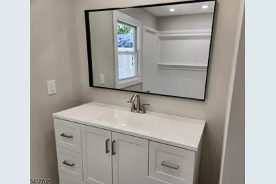 1 Watergate Dr, High Bridge, NJ 08829 - Photo 15