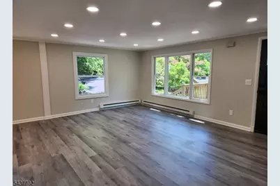 1 Watergate Dr, High Bridge, NJ 08829 - Photo 9
