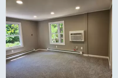 1 Watergate Dr, High Bridge, NJ 08829 - Photo 11