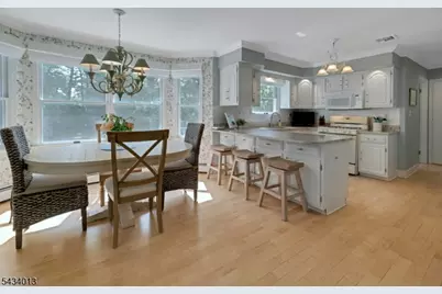 29 Sandra Ln, Randolph Township, NJ 07869 - Photo 7