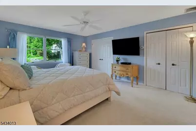 29 Sandra Ln, Randolph Township, NJ 07869 - Photo 15