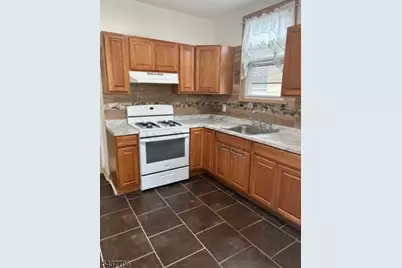 164 Springdale Ave, East Orange, NJ 07017 - Photo 3