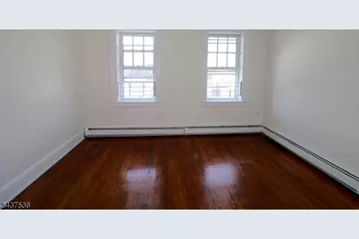 160-164 New York Ave #2, Newark, NJ 07105 - Photo 13