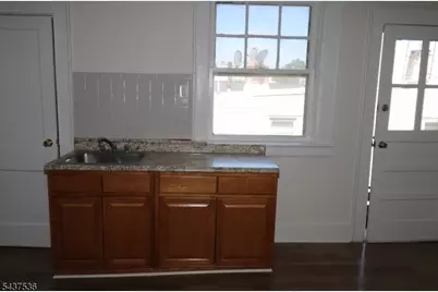 160-164 New York Ave #2, Newark, NJ 07105 - Photo 19