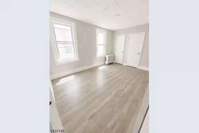 195 Lehigh Ave #1, Newark, NJ 07112 - Photo 7