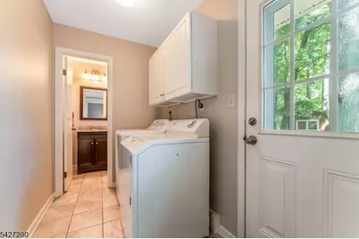 23 Country Hill Rd, Clinton Township, NJ 08833 - Photo 15