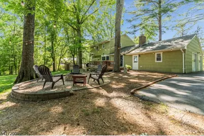 23 Country Hill Rd, Clinton Township, NJ 08833 - Photo 23