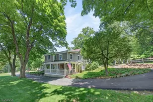 35 Woodledge Rd, Watchung, NJ 07069 - Photo 3