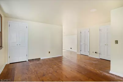 15 Burrell Rd, Tewksbury Township, NJ 08833 - Photo 7