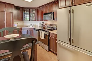 2 Claridge Dr 5Gw, Verona, NJ 07044 - Photo 3