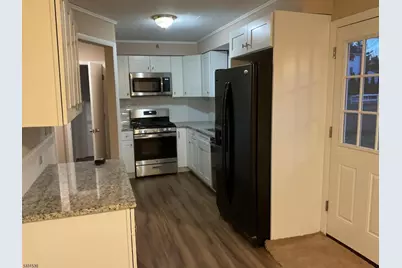 11 Garfield Ave, East Hanover Township, NJ 07936 - Photo 3