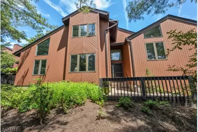 27 Moran Rd, West Orange Township, NJ 07052 - Photo 3