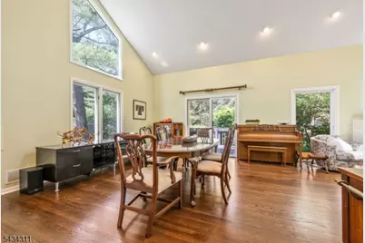 27 Moran Rd, West Orange Township, NJ 07052 - Photo 15
