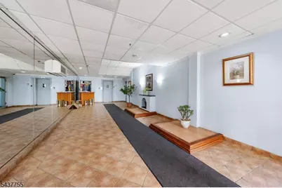 704-712 N Broad St #1D, Elizabeth, NJ 07208 - Photo 5